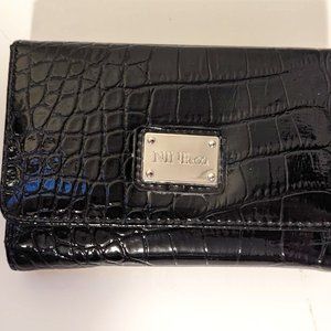 Pre-loved Nine & Co. Women's Faux Leather, Snakeskin Texture Wallet in Black